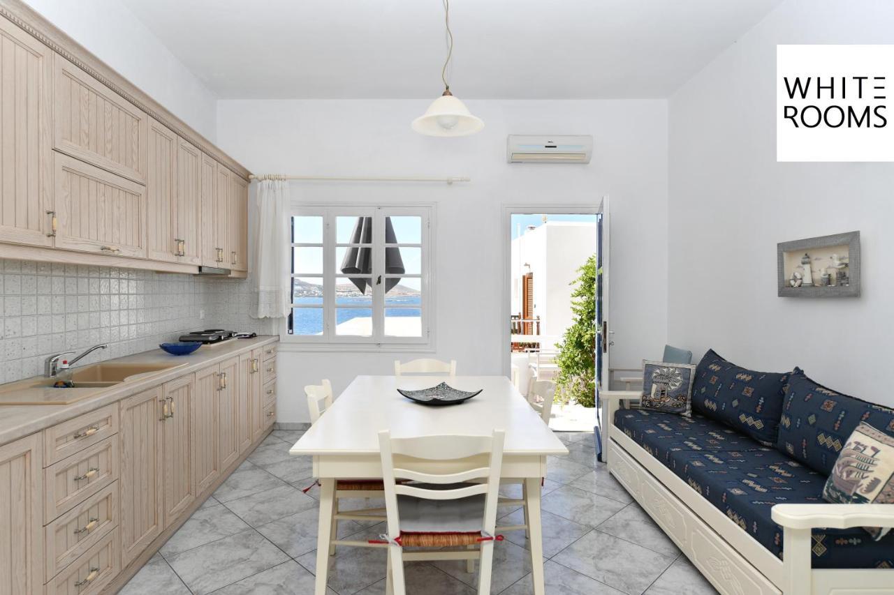 White Rooms Paros Naoussa Exterior foto
