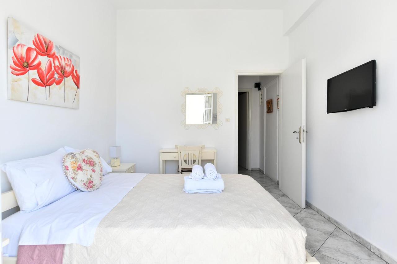 White Rooms Paros Naoussa Exterior foto